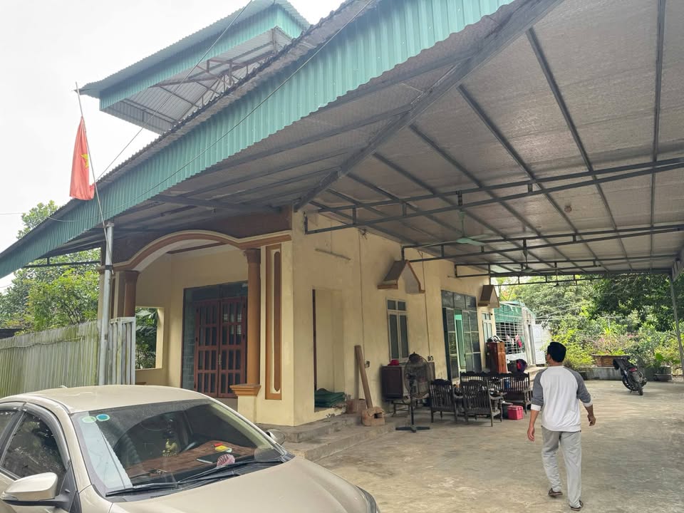 Đất Farm Ngọc Lương Yên Thủy 2600m² - Nhà 2 tầng, giá hợp lý!