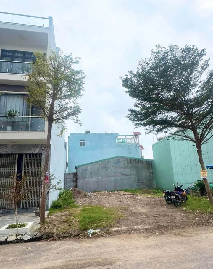 Đất mặt đường Trần Văn Dũng, Quy Nhơn 80m² giá 3.85 tỷ - Vị trí siêu đẹp, kinh doanh thuận lợi!