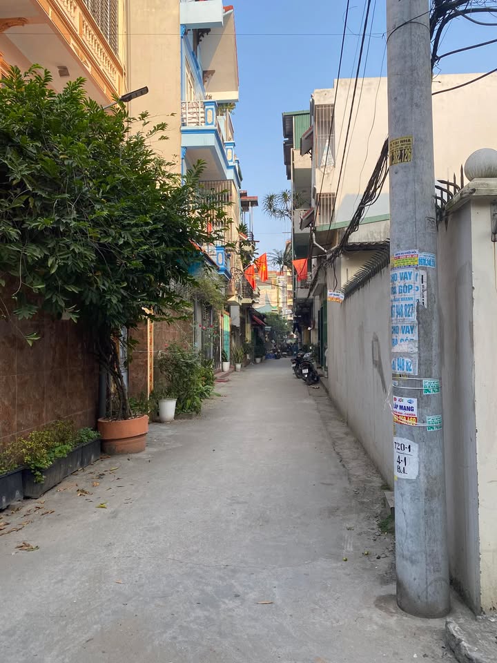 Đất nền Ngọc Hồi 50m² giá 7 tỷ - Ô tô vào tận nhà, tiện ích xung quanh!