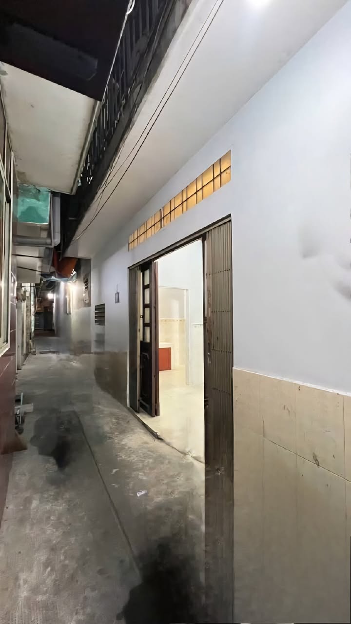 Nhà phố Lê Văn Phan, Tân Phú 50m² giá 2 tỷ - Sổ hồng riêng, chính chủ!