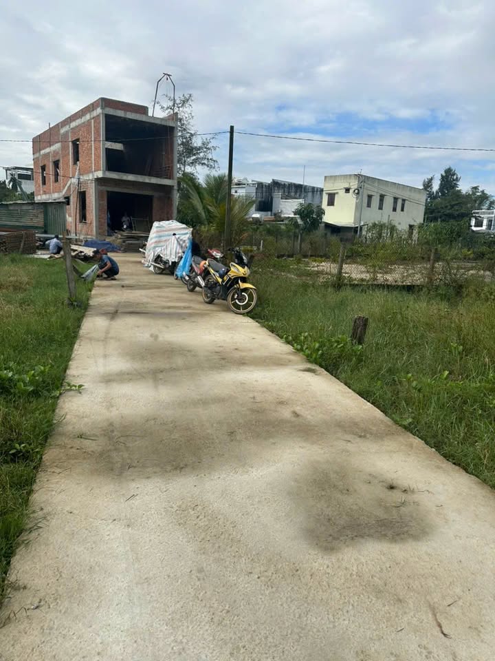 Đất nền Thanh Hà Hội An 100m² giá 1.6 tỷ - Sổ hồng chính chủ!