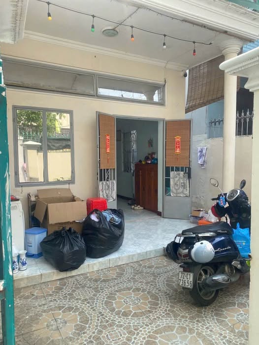 Nhà cấp 4 đường Nguyễn Tri Phương, quận 10, giá 8.7 tỷ - Hẻm ô tô thuận tiện!