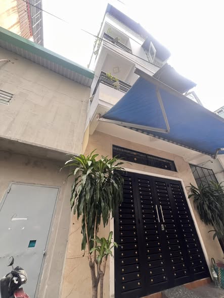 Nhà phố Tân Bình 28m² giá 5.4 tỷ - Phù hợp cho gia đình và văn phòng nhỏ!