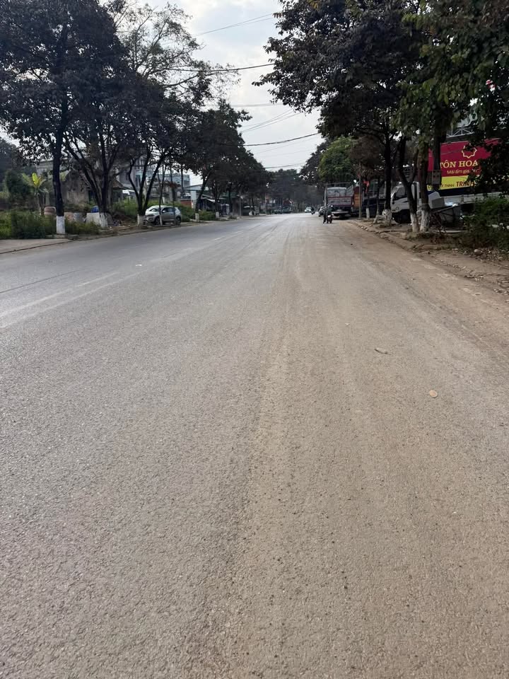 Đất mặt đường Quốc lộ 6, phường Mộc Châu, 6000m² - Cơ hội đầu tư tuyệt vời!