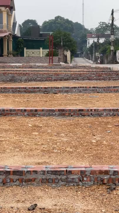 Đất nền Tân Thành, Ba Vì 218m² giá 1.5 tỷ - Mặt tiền 10m, gần trục xe buýt!