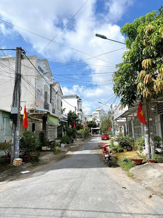 Đất nền đường số 13 KDC Thới Nhựt, Tân An, 90m² giá 4.25 tỷ - Cơ hội vàng cho đầu tư!