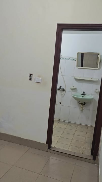 Phòng cho thuê tại 102 Âu Cơ, Kinh Bắc - Liên hệ ngay để thương lượng!