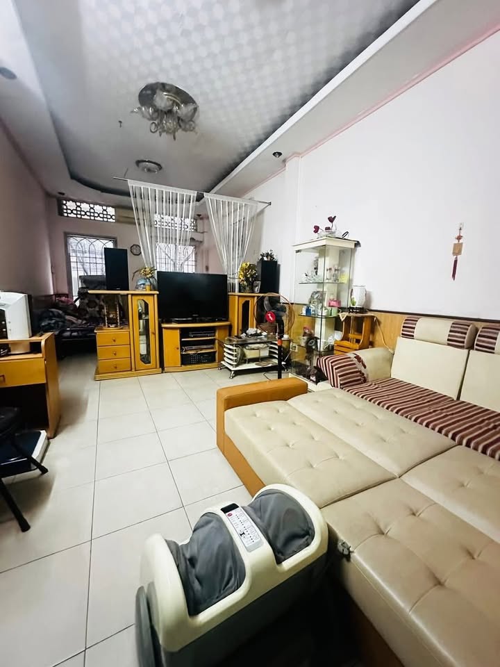 Nhà phố Nguyễn Trãi Quận 5 40m² giá 7 tỷ - Khu vực đáng sống