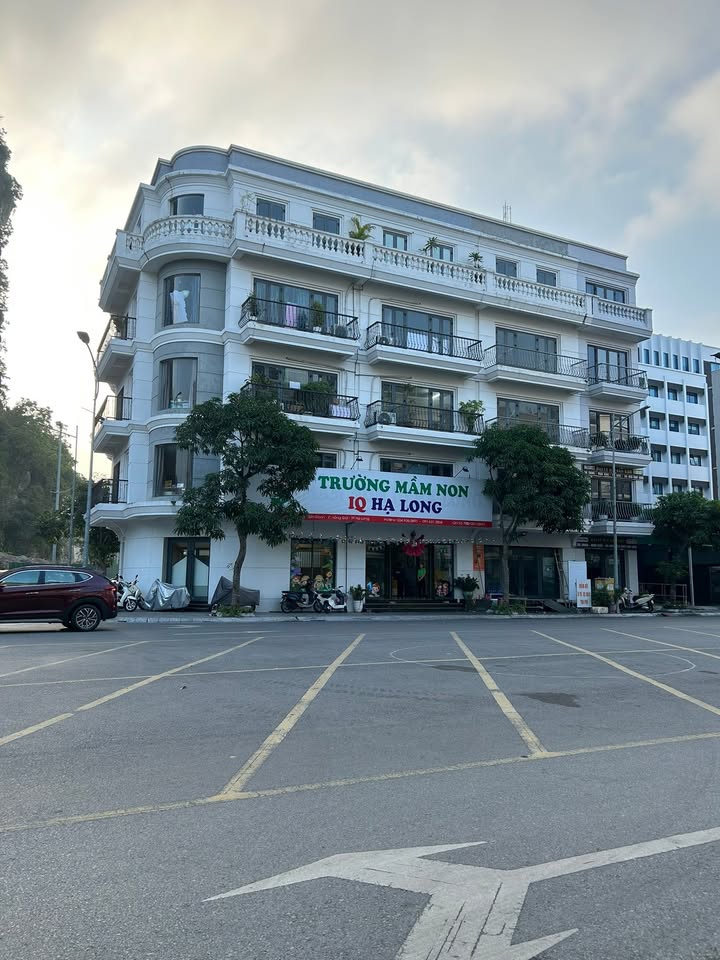 Nhà 5 tầng cho thuê tại Hòn Gai, Quảng Ninh - Nội thất xịn, chỉ việc vào ở!