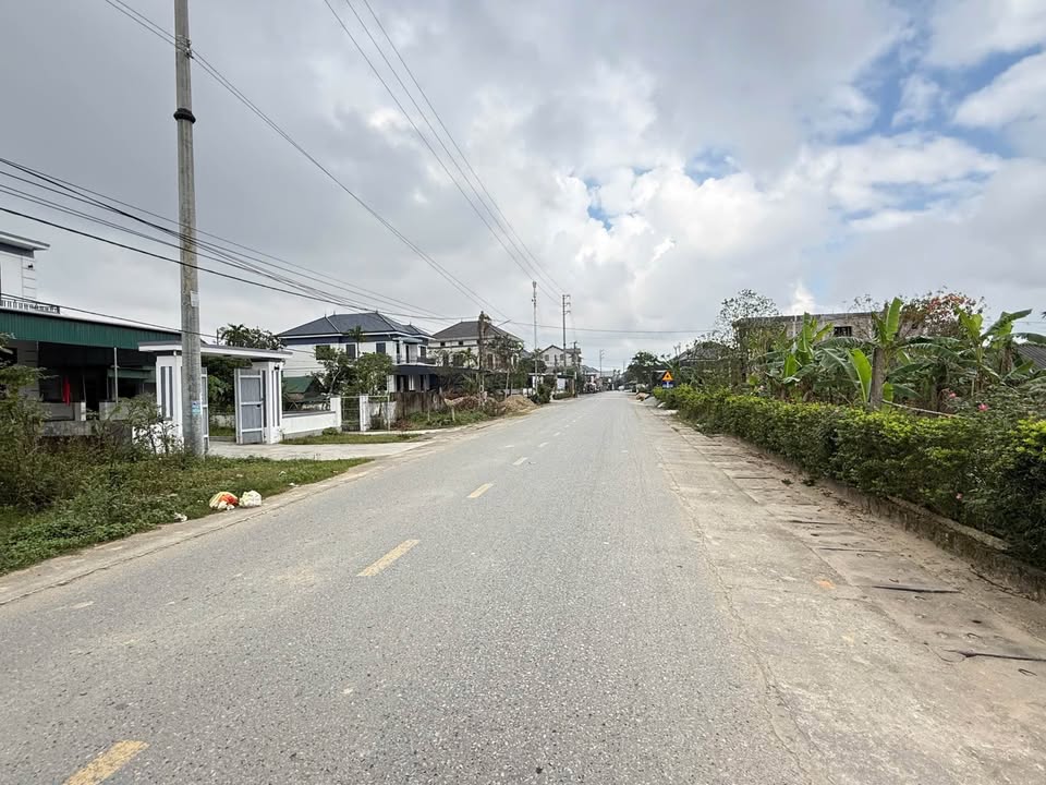 Đất nền mặt đường 92 Thạch Đài 115,6m² giá 2.Xx tỷ - Cơ hội đầu tư tuyệt vời!