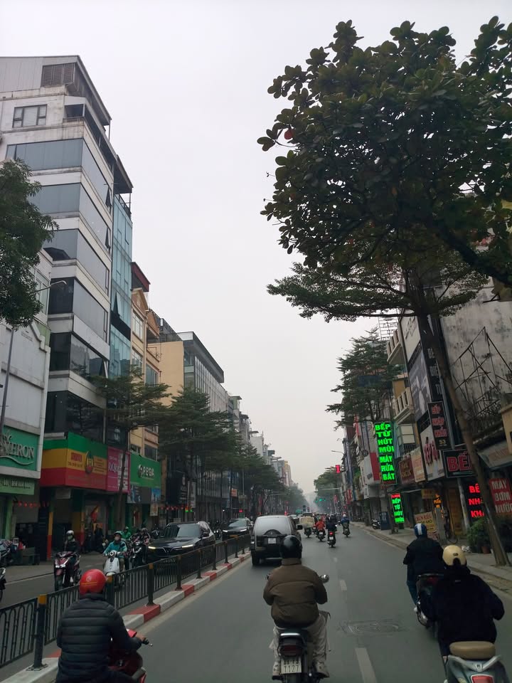 FrontHouse Nguyễn Lương Bằng 30m² giá 6.98 tỷ - Sổ đỏ chính chủ, mặt phố sầm uất!