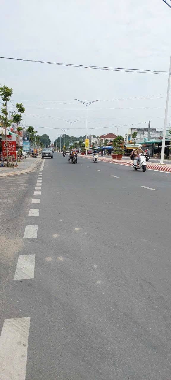 Nhà mặt tiền Điện Biên Phủ, phường Ninh Thạnh, 290m² - Cơ hội đầu tư hấp dẫn!