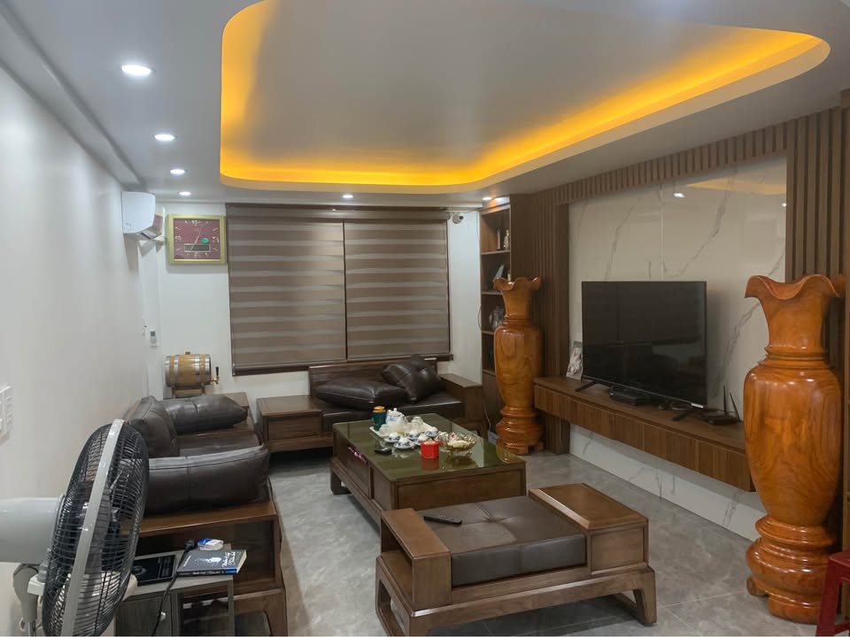 Nhà 4 tầng Phường Hồng Hải Hạ Long 43m² giá 7.2 tỷ - Vị trí đắc địa gần biển!