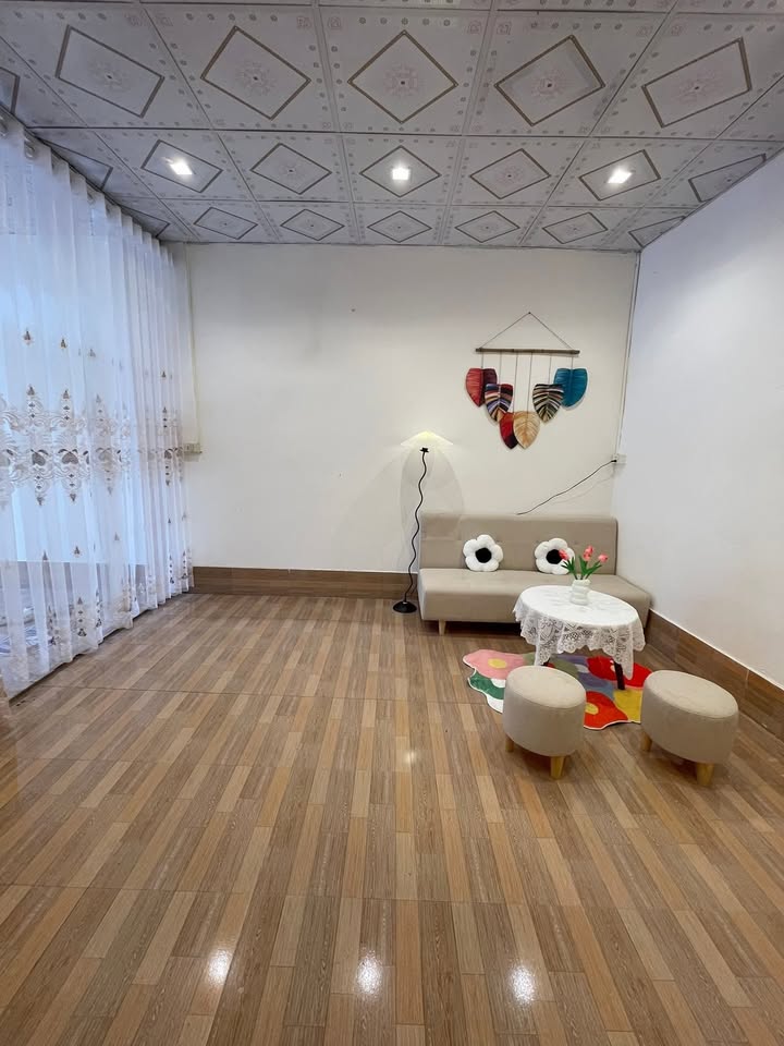 Bán nhà 2 tầng đường Trần Nhân Tông, Nam Định 50m² - Giá chỉ 550 triệu!