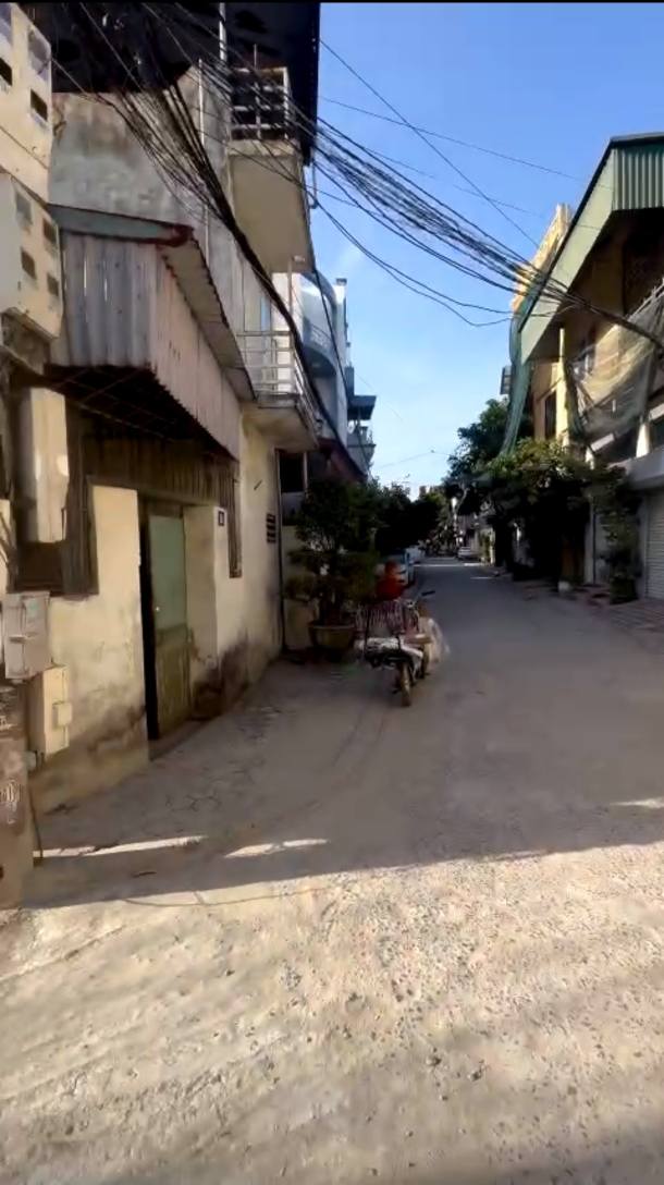 Nhà 3 tầng lô góc tại Ngõ 208 Đường Thái Bình, 65m² giá chỉ 3.05 tỷ - Nhà đẹp đón Tết!