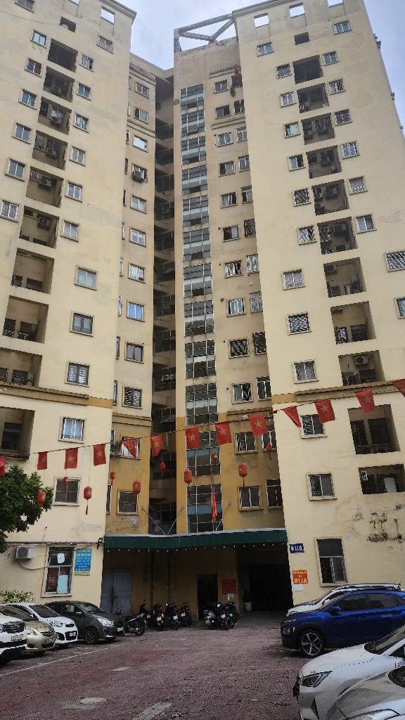 Căn hộ B11A Nam Trung Yên 64m² giá 4 tỷ - Full nội thất, sẵn sàng vào ở!