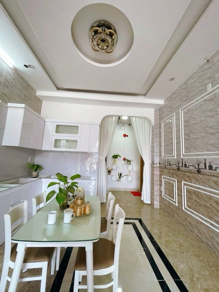 Nhà cấp 4 Điện Biên Phủ, Thanh Khê 76m² giá 4 tỷ - Đầy đủ nội thất, vào ở ngay!