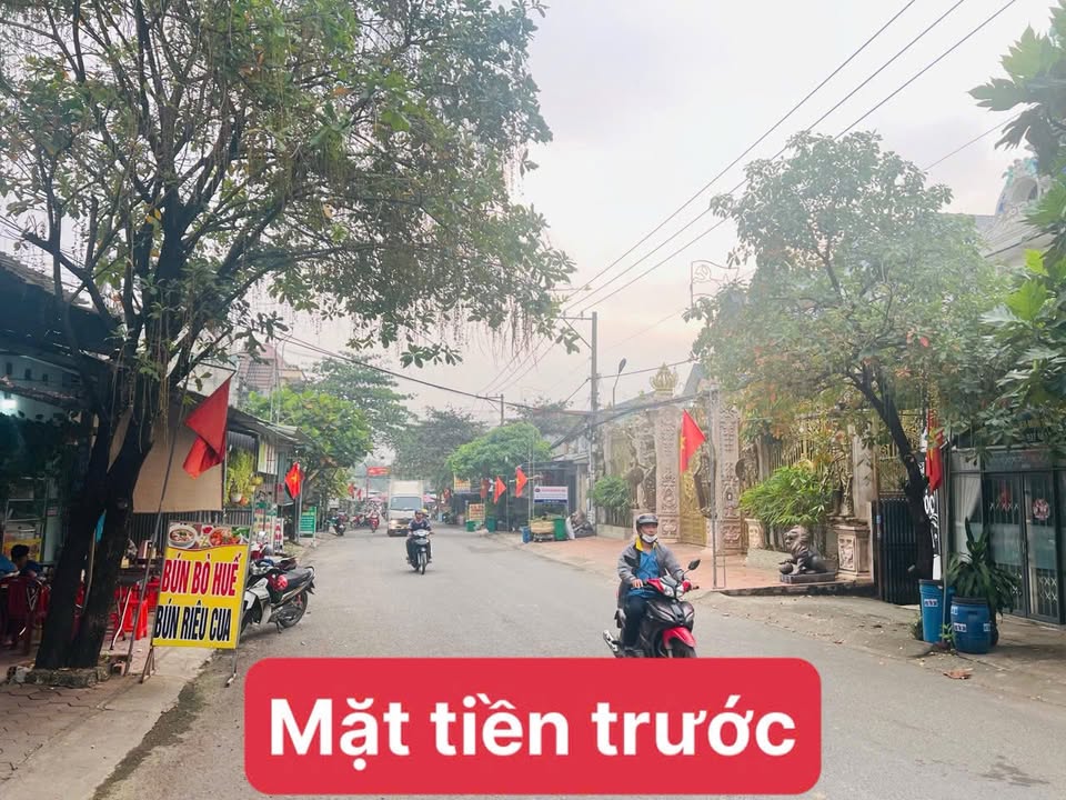 Nhà phố Long Bình Tân 265m² giá 7 tỷ - Kinh doanh sầm uất, vị trí đắc địa!