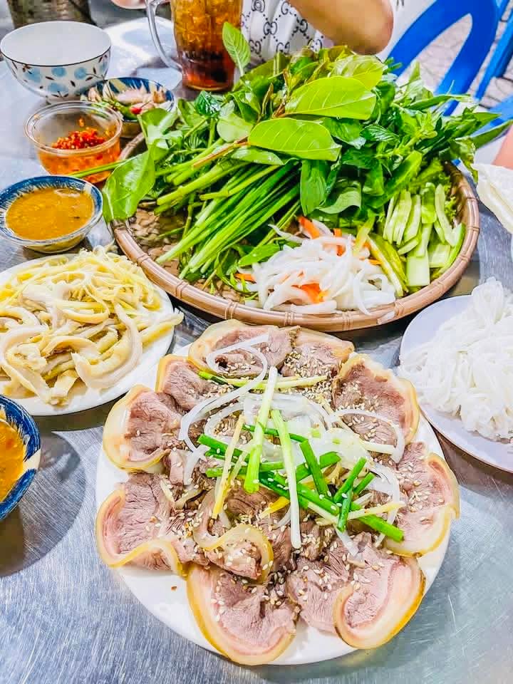 Đất thổ cư Tân An 800m² giá 2.35 tỷ - Đường Nguyễn Văn Quá, vị trí đẹp!