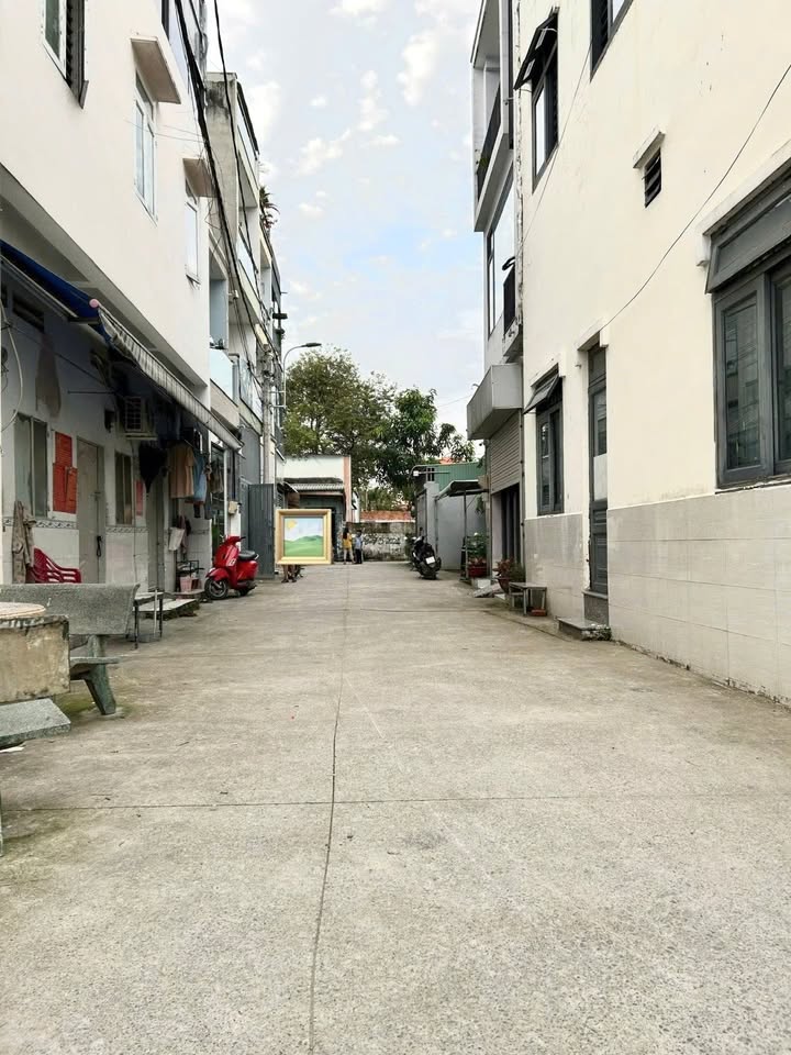 Lô đất quận 9 77m² giá 4.48 tỷ - Đầu tư sinh lời ngay!