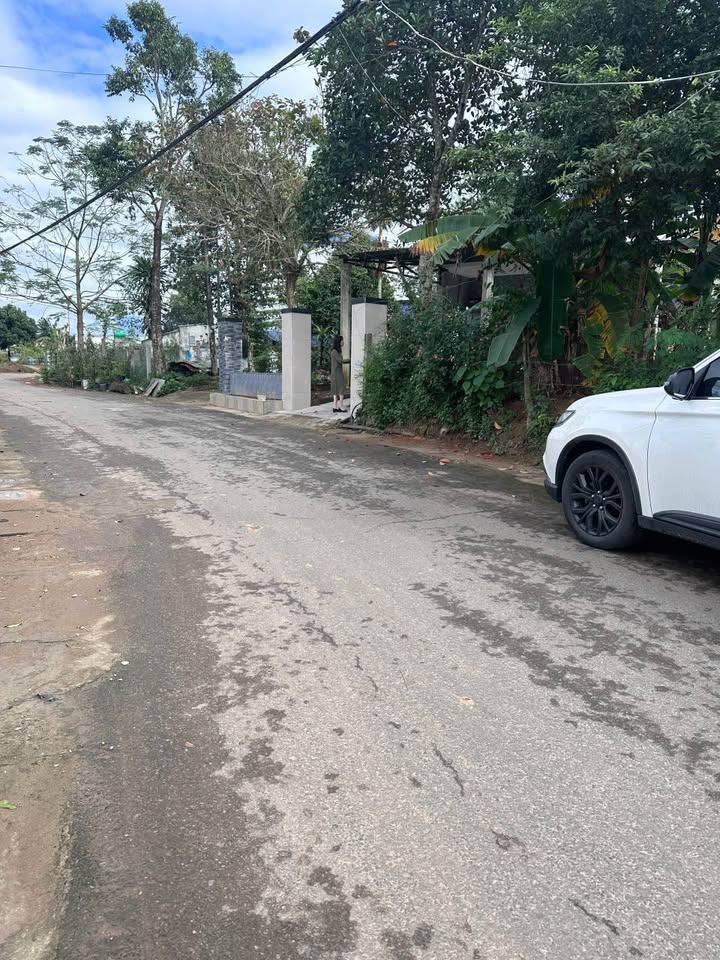 Đất nền Hòa Sơn 160m² giá 1.8 tỷ - Đường ô tô vào tận nơi!