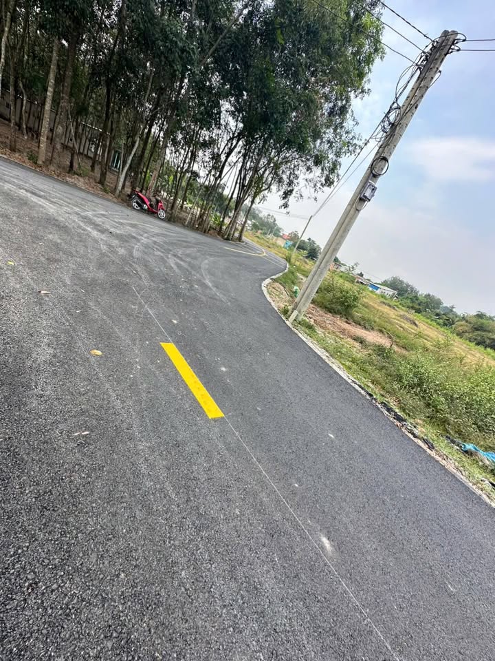 Đất thổ cư Chánh Phú Hòa 250m² giá 2.4 tỷ - Mặt tiền nhựa, kinh doanh thuận lợi!