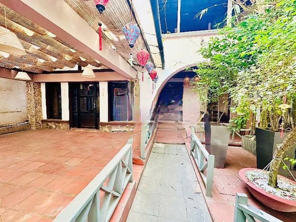 Biệt thự Townhouse Nguyễn Trãi Quận 1 312m² - Không gian mở lý tưởng cho kinh doanh!