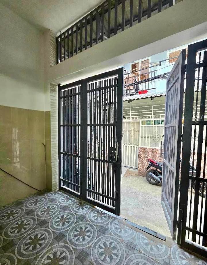 Nhà đẹp Thủ Đức 48m² giá 4.6 tỷ - Sổ hồng chính chủ, giao ngay!