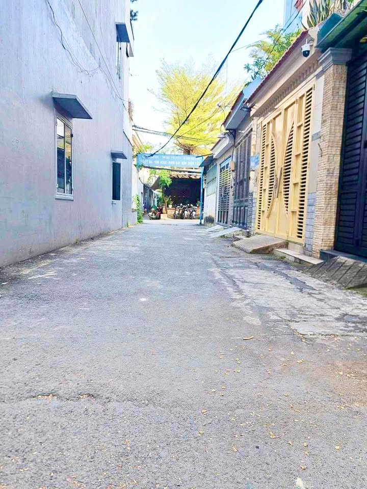 Nhà phố Gò Vấp 68m² giá 6.9 tỷ - Lô góc 2 mặt tiền hẻm, cực hiếm!