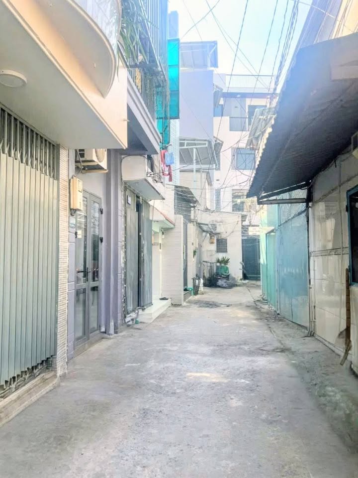 Nhà phố Tân Thuận Q7 19m² giá 2.78 tỷ - Sổ hồng riêng, thương lượng!