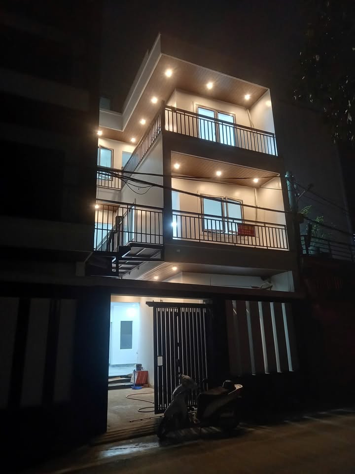 Nhà cho thuê 3 tầng tại Khu đô thị Arita Đông Vĩnh 90m² - Phù hợp làm văn phòng hoặc trung tâm đào tạo!