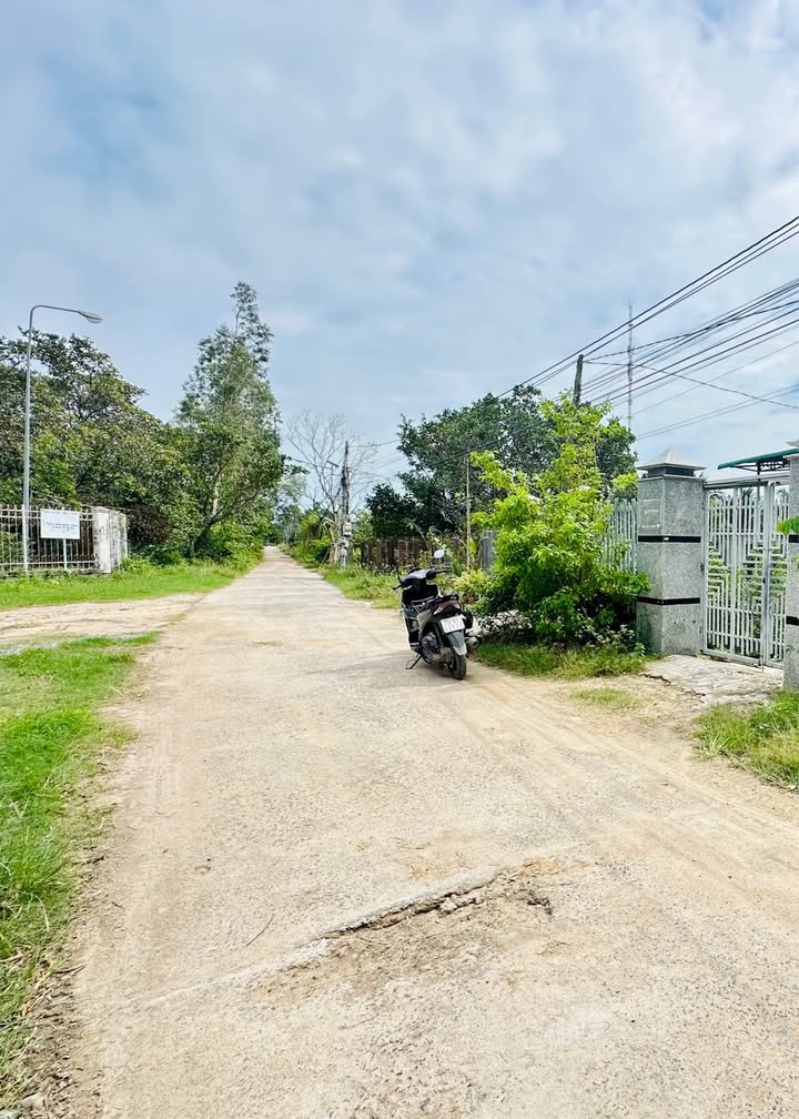 Đất nền Vạn Phú 351m² giá 850 triệu - Không gian sống lý tưởng!