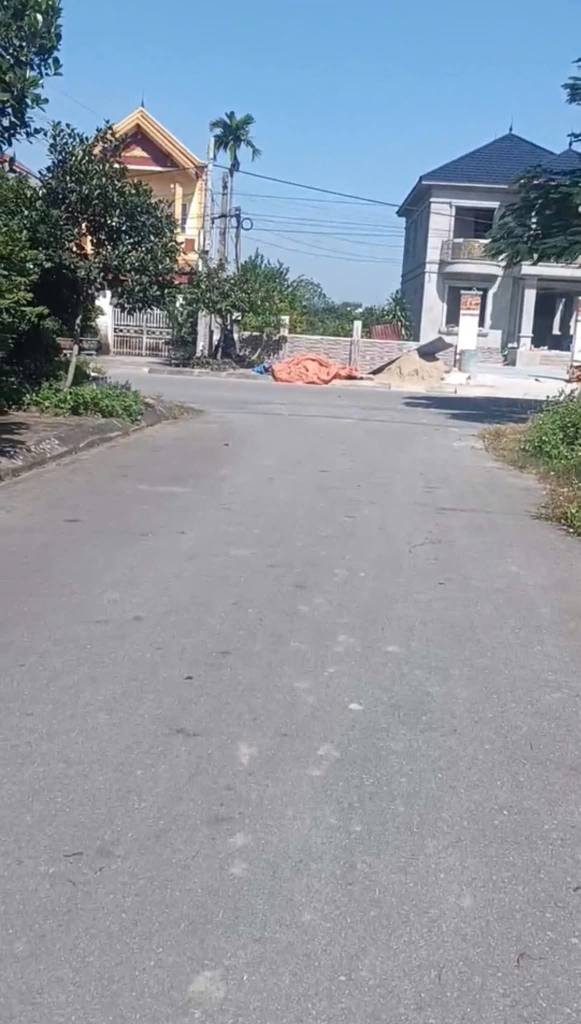 Đất nền Bắc Sơn An Dương 103.5m² giá 2.6 tỷ - Ngõ ô tô thông thoáng!