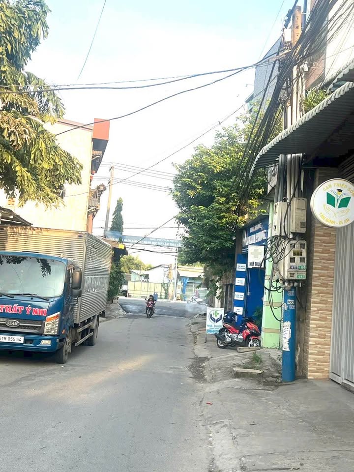 Bán gấp FrontHouse mặt tiền đường Tân Phước, Dĩ An 213m² - Vị trí đắc địa kinh doanh!