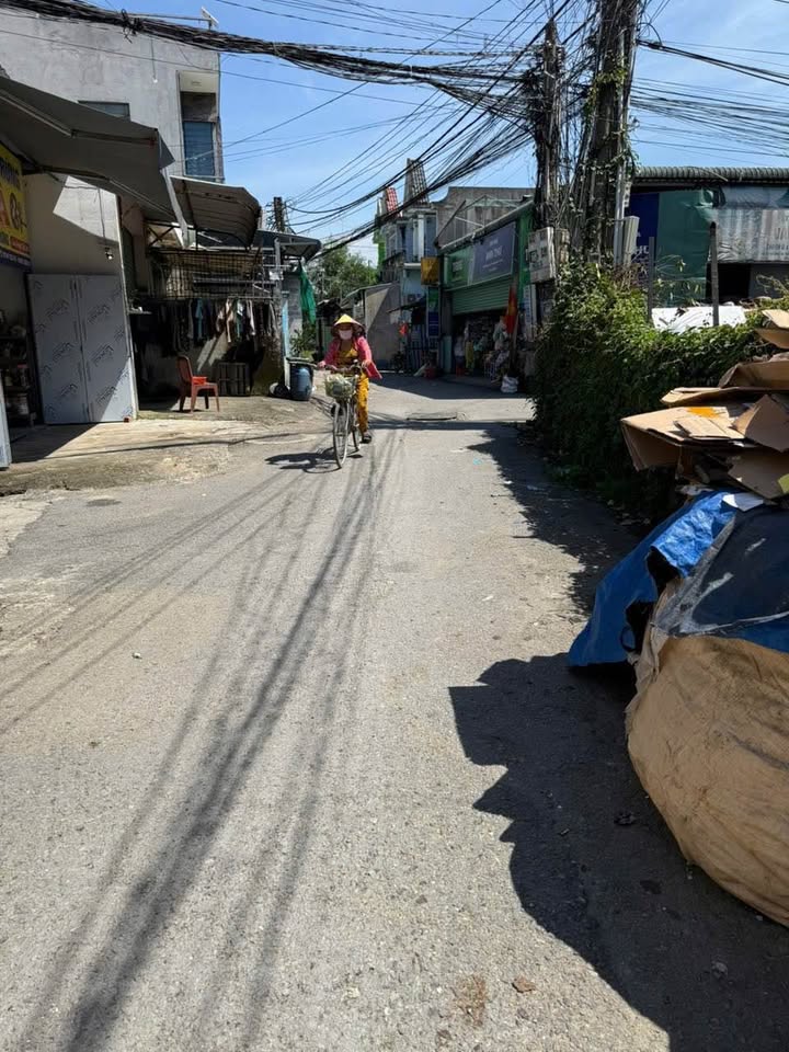 Nhà lầu Tân Đông Hiệp Dĩ An 80m² giá 3.2 tỷ - Cơ hội vàng cho nhà đầu tư!