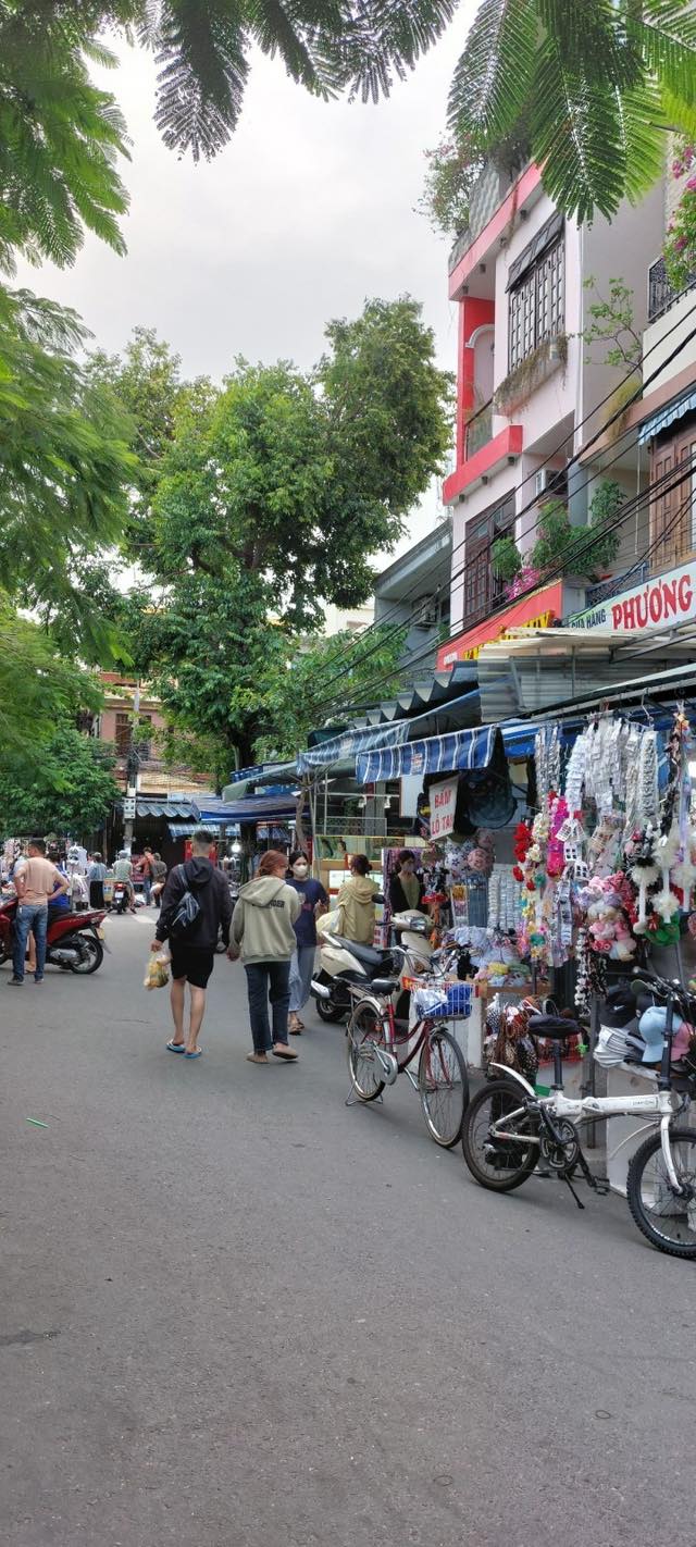 Nhà 2 tầng 144m² đường Nguyễn Bá Lân, Đà Nẵng - Kinh doanh đỉnh, chỉ 22 tỷ!