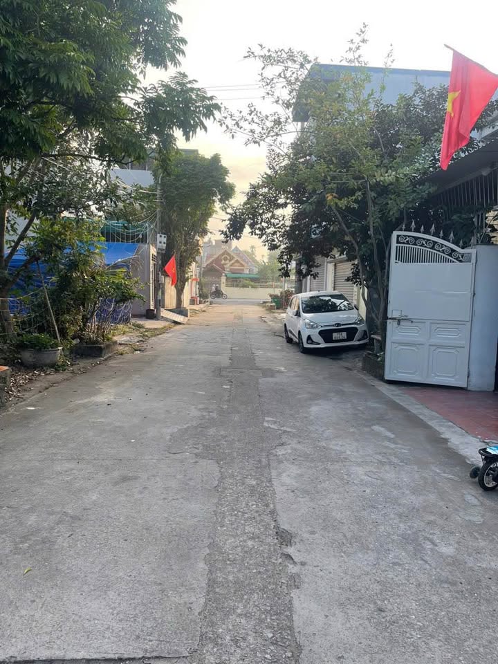 Căn hộ Chung cư Văn Cú An Đồng 100m² giá 3.2 tỷ - Vị trí đẹp, hướng Bắc!