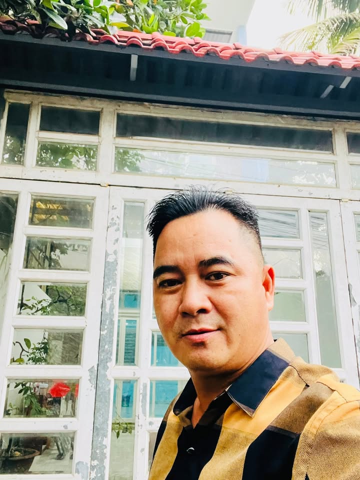 Nhà đẹp 3 tầng Phú Hữu, Q9 110m² giá 7,9 tỷ - Chính chủ bán gấp trước Tết!