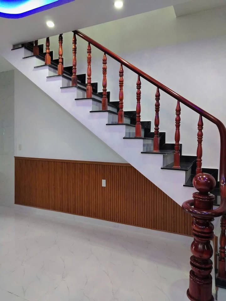 Nhà ở Đà Lạt 50m² giá 2.2 tỷ - Gần chợ Chi Lăng, Bách Hóa Xanh