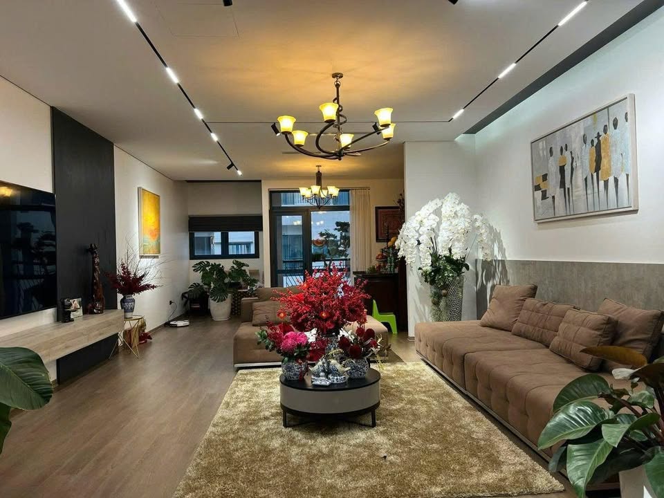 Nhà phố Trần Cung, Cổ Nhuế 1, 62m² giá 13.7 tỷ - Thiết kế 6 tầng thang máy sang trọng!