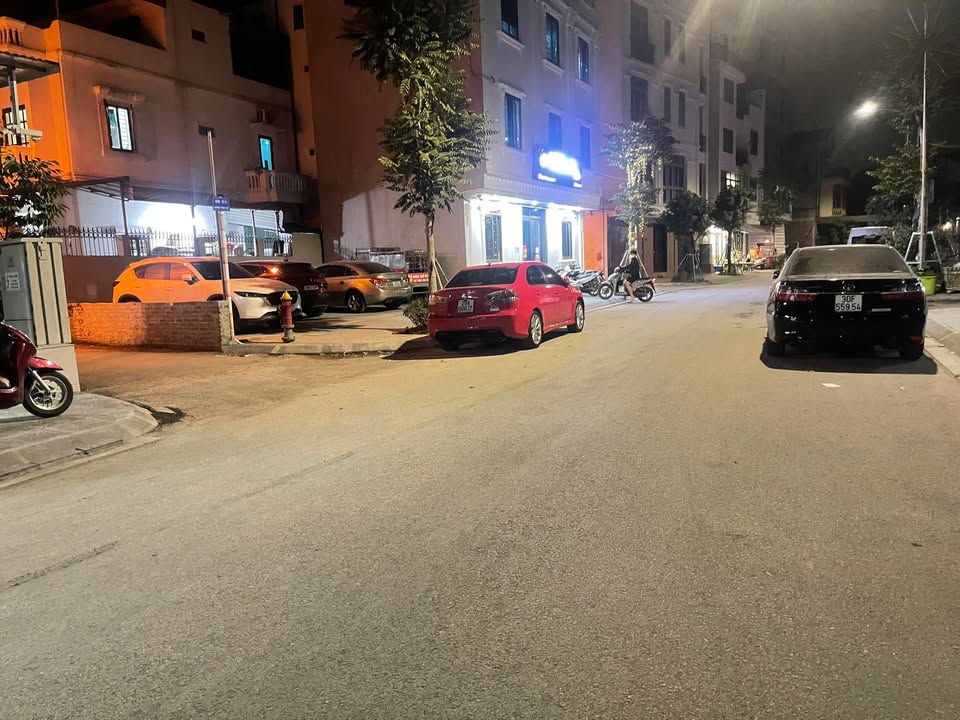 Đất nền Phúc Lợi Long Biên 45m² giá chỉ 5 tỷ - Đầu tư sinh lời ngay!