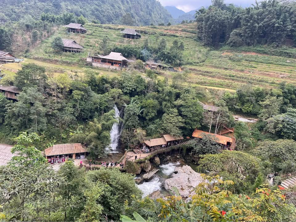 Nhà 3.5 tầng mặt đường Lê Hồng Sơn, Nam Định 39m² giá 3.2 tỷ - Kinh doanh đắc địa!