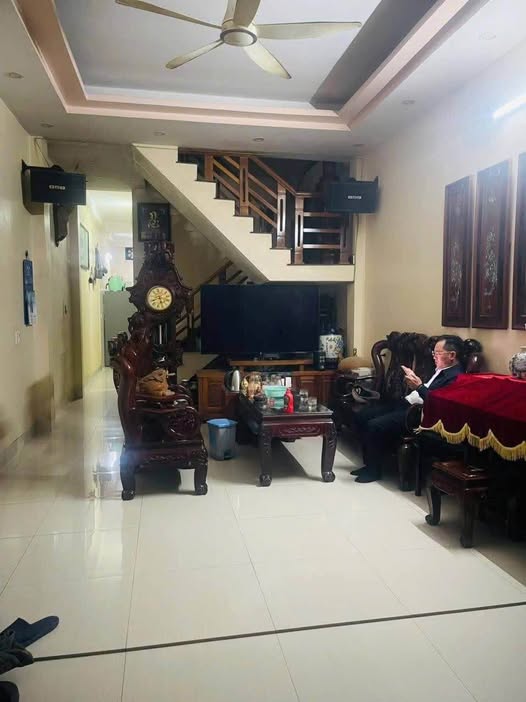 Nhà 2 tầng Nguyễn Trãi, Phú Sơn 72m² giá 3.4 tỷ - Vị trí vàng tiện ích đầy đủ!