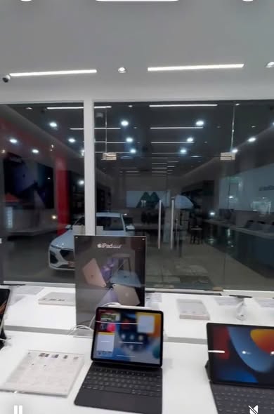 Cho thuê nhà mặt tiền đường Cầu Giấy 70m² giá 72 triệu - Vị trí đắc địa, ô tô đỗ thoải mái!