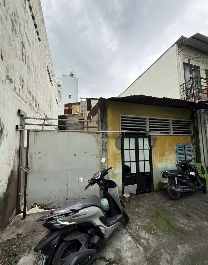 Đất nền đường Đất Thánh, Q10, 62m² giá 5.5 tỷ - Cơ hội vàng để đầu tư!