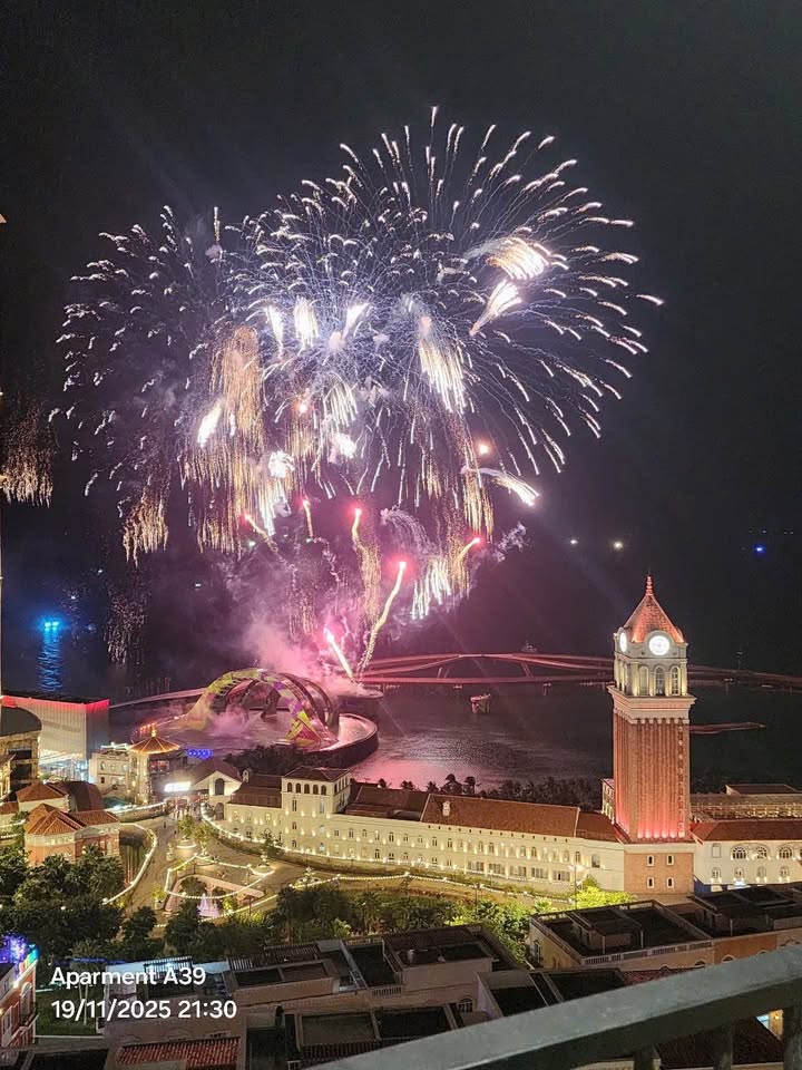 Căn hộ cho thuê tại Thị Trấn Hoàng Hôn Phú Quốc - View biển đẹp, giá ưu đãi!