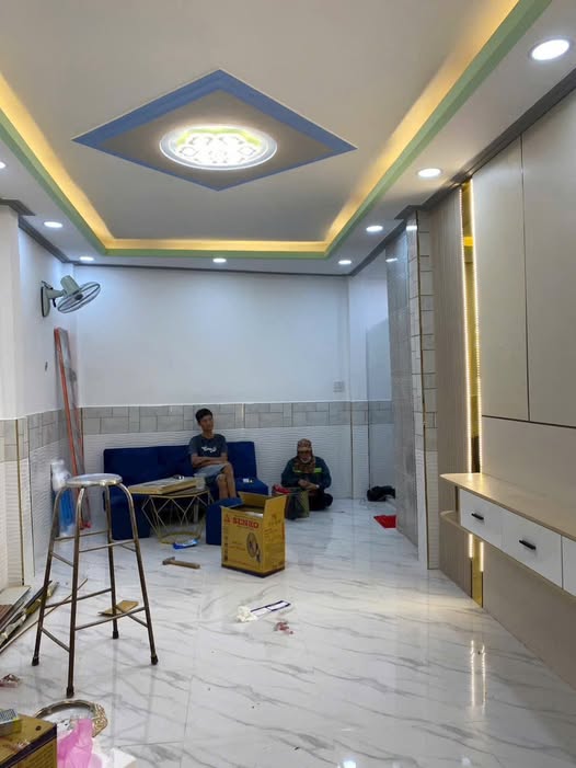 Nhà phố Hậu Giang, Quận 6, 17m² giá 2.75 tỷ - Sổ hồng riêng, gần trung tâm!