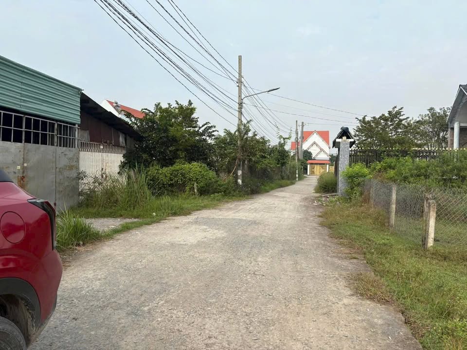 Đất thổ cư 135m² tại ấp Thanh Hiệp, Bến Lức chỉ 1.4 tỷ - Sổ hồng chính chủ!