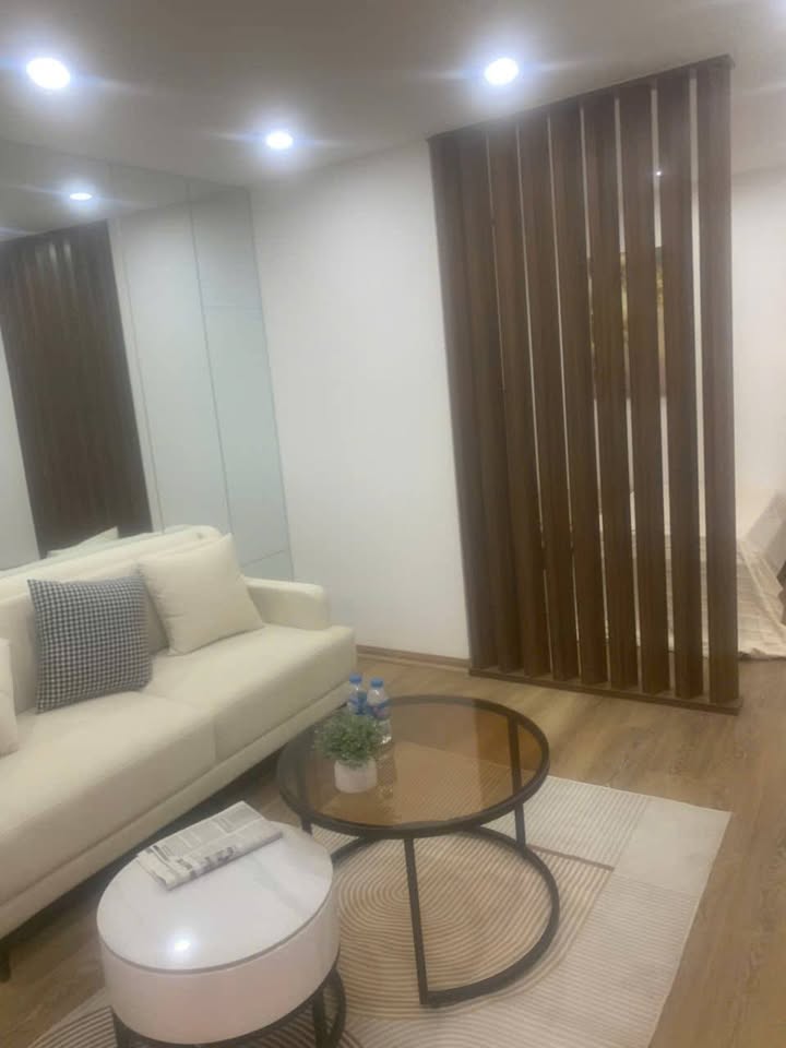 Căn hộ tập thể Quỳnh Mai, Hai Bà Trưng 25m² giá 3.98 tỷ - Ô tô vào tận nơi!