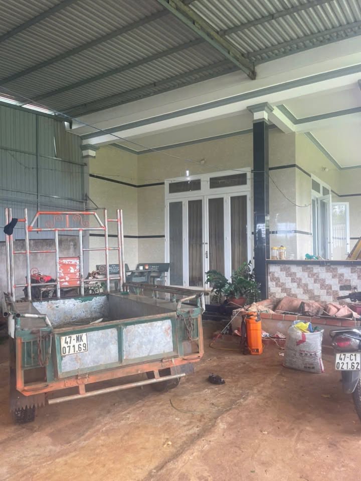 Nhà chính chủ bán đường Nguyễn Thị Minh Khai, Ea Kar 600m² giá 2.35 tỷ - Cơ hội đầu tư tuyệt vời!